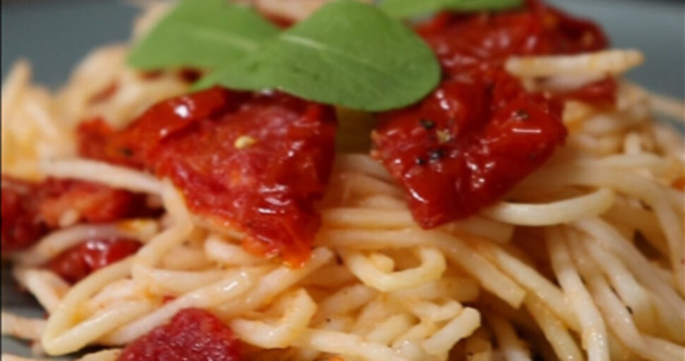 Spaghetti com Tomate Seco